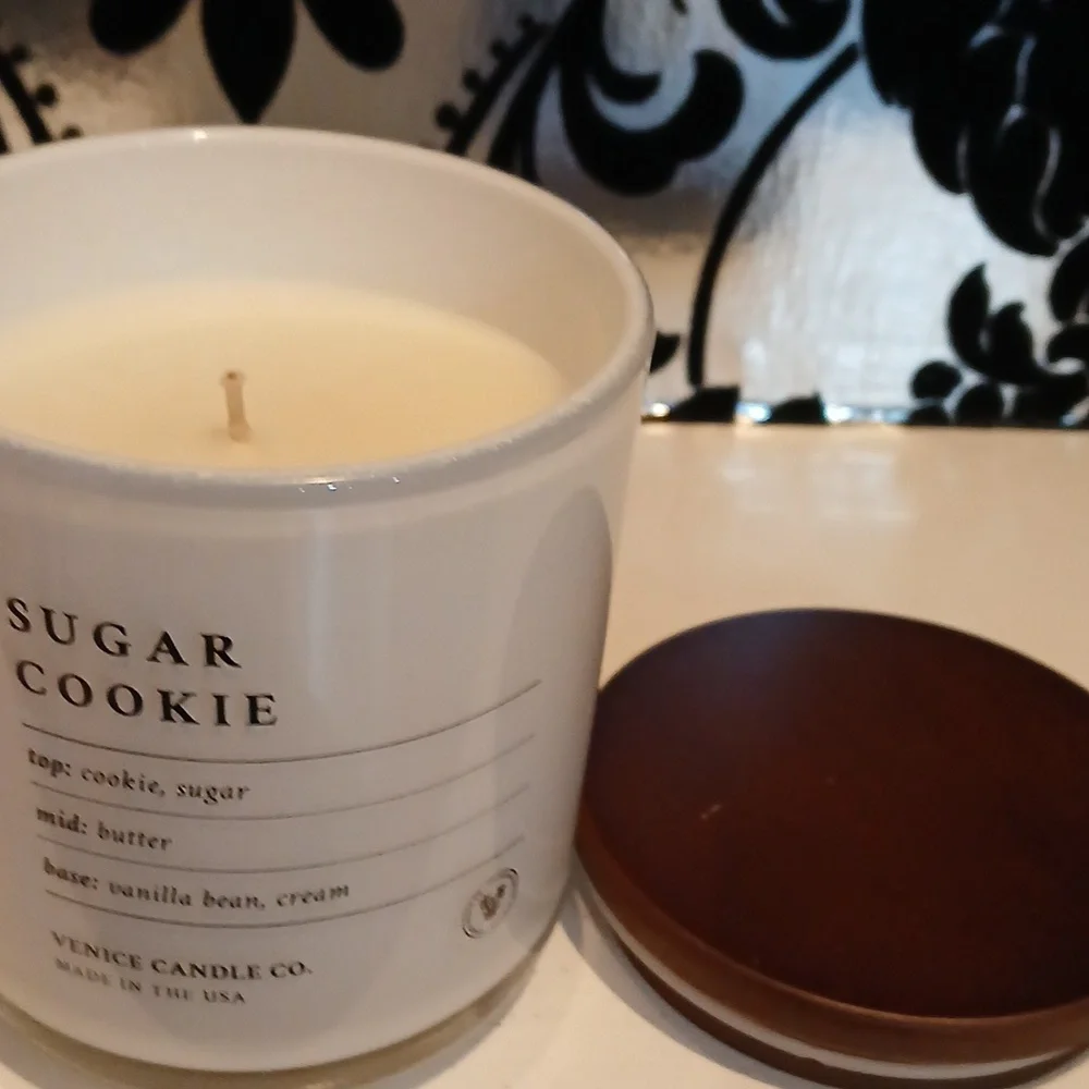 Sugar Cookie  Candle - Picture 2 of 2